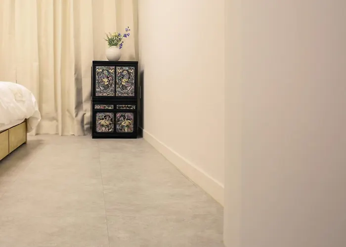 Apartment 3br 2bath 5bed For Big Group 1f *