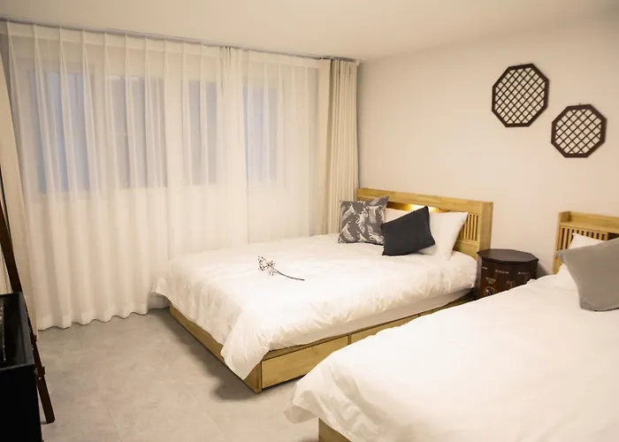 3br 2bath 5bed For Big Group 1f Apartment *